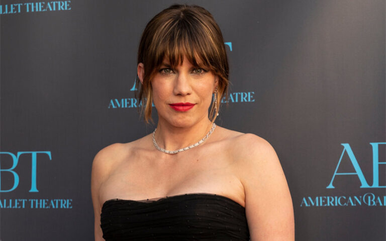 anna chlumsky and husband