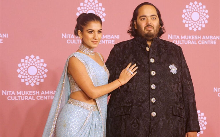 net worth of anant ambani